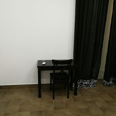 Toledostation B&B Наполи Екстериор снимка